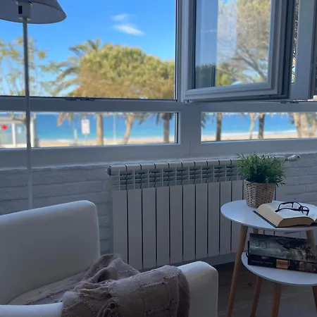 Apartamento Comillas Beach Buitenkant foto